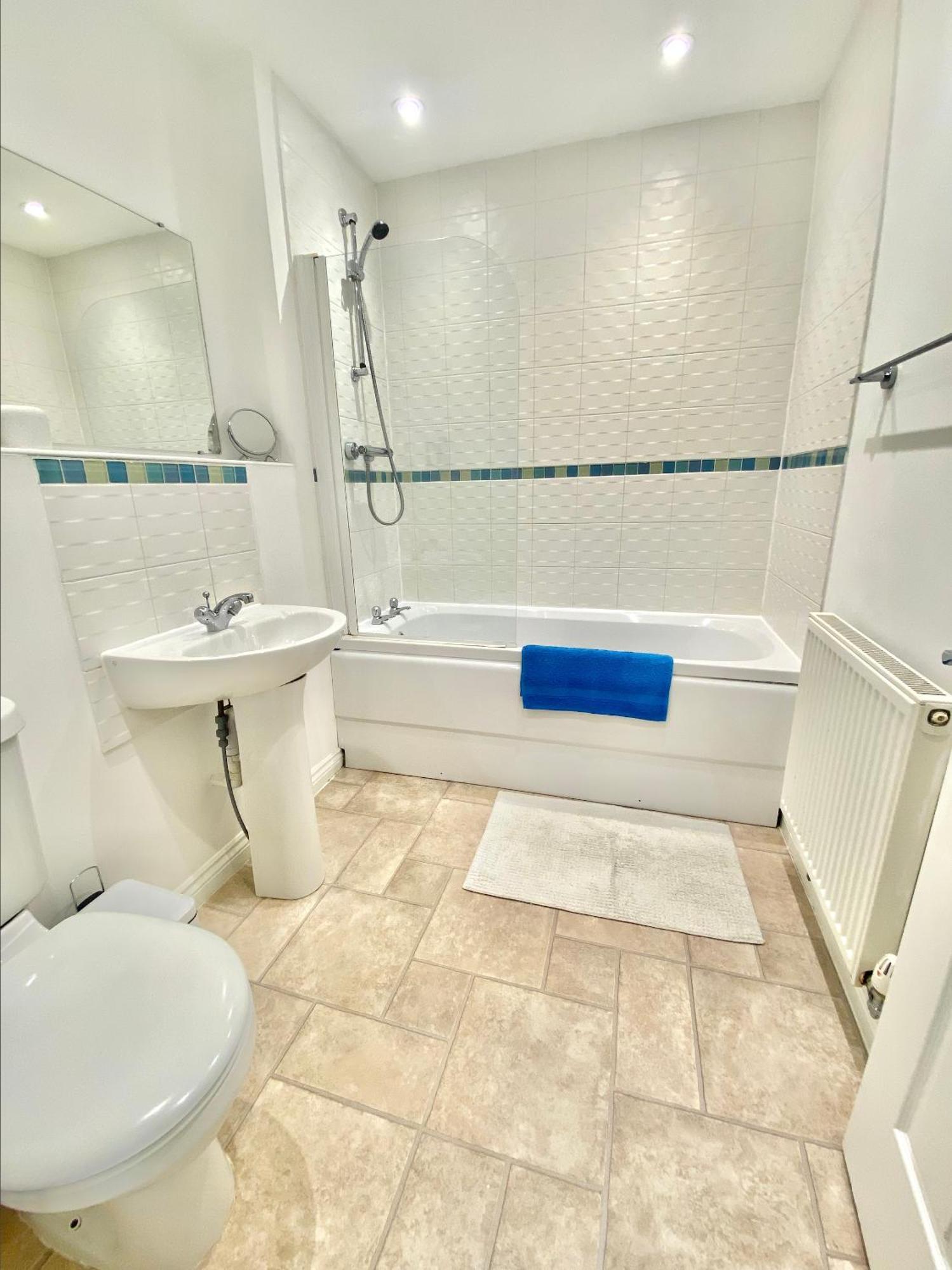 Willa Free Private Parking! Oakley House And Garden! Fully Equipped 4 Comfy Beds Corby Zewnętrze zdjęcie