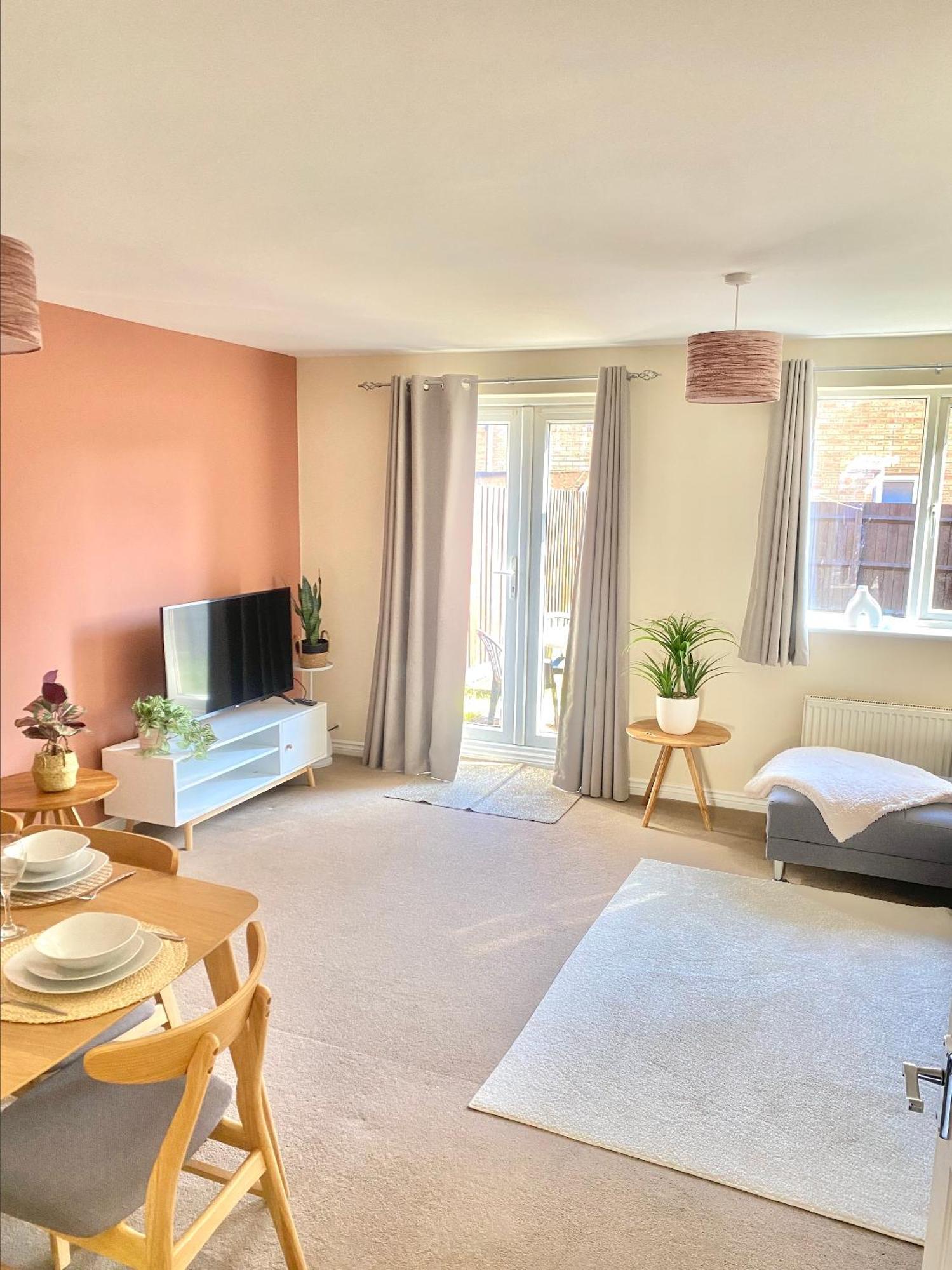 Willa Free Private Parking! Oakley House And Garden! Fully Equipped 4 Comfy Beds Corby Zewnętrze zdjęcie